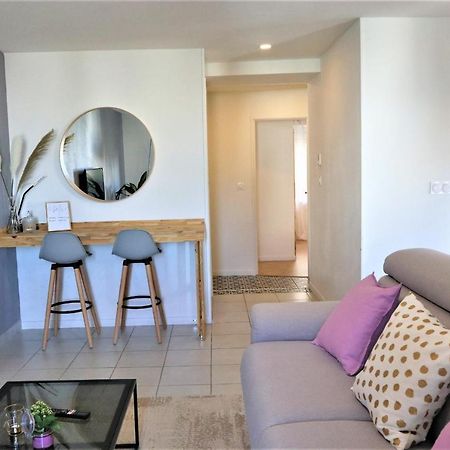 5 Mn Zenith Grande Halle Auvergne,Pied De Gergovie,Garage,Netflix Romagnat Esterno foto